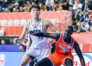 澳洲168-昔日杨瀚森的陪练，连英语ABC不会读，如今却成为NBA首发中锋