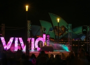 澳洲168-澳大利亚缤纷悉尼灯光音乐节 (Vivid Sydney) 带来激动人心的冬夜