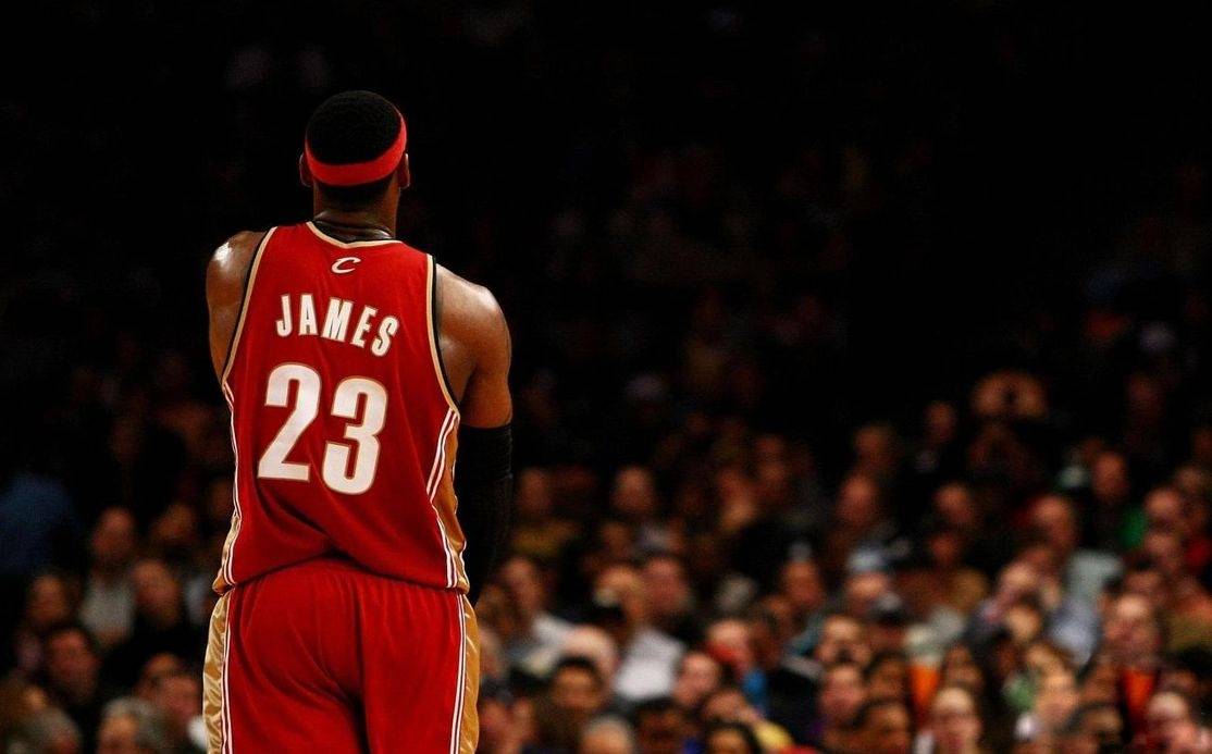 NBA-詹姆斯再创神迹NBA，连续20次入选NBA最佳阵容三阵！继续创造纪录！